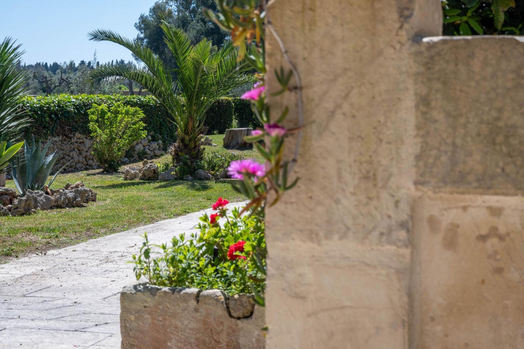 Agriturismo Masseria Del Bosco Makyva Borgagne Exterior photo